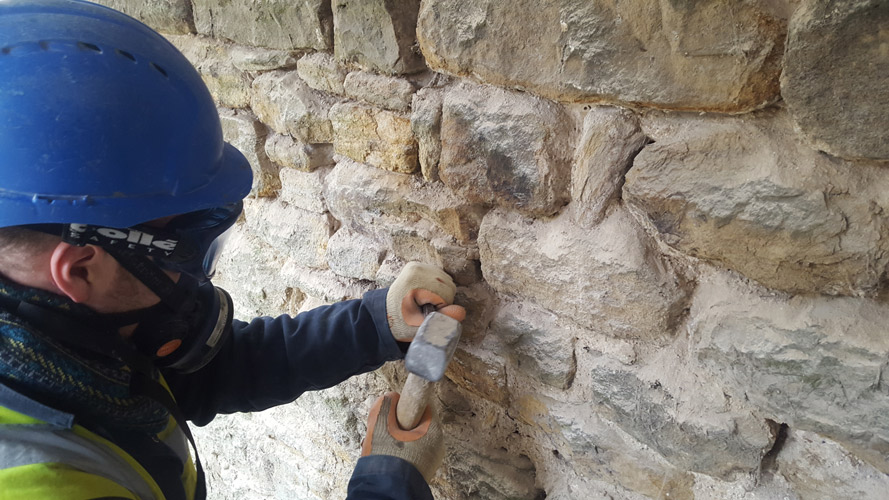 Lime Pointing, Re pointing, Stonemason, Stone Carving, Barn Conversions, Bespoke Letter carving, Restoration, Preservation, Conservation 